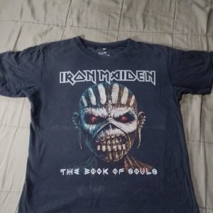 visualiza el frente de la remera