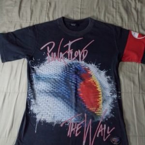 visualiza el frente de la remera