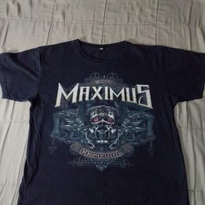 visualiza el frente de la remera