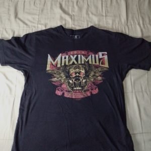 visualiza el frente de la remera